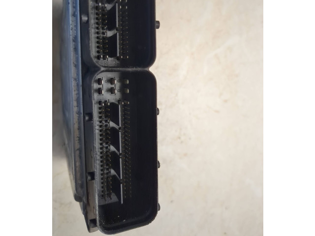 Motorsteuergerät/-modul 0281016588, 5102070366 Chevrolet Captiva