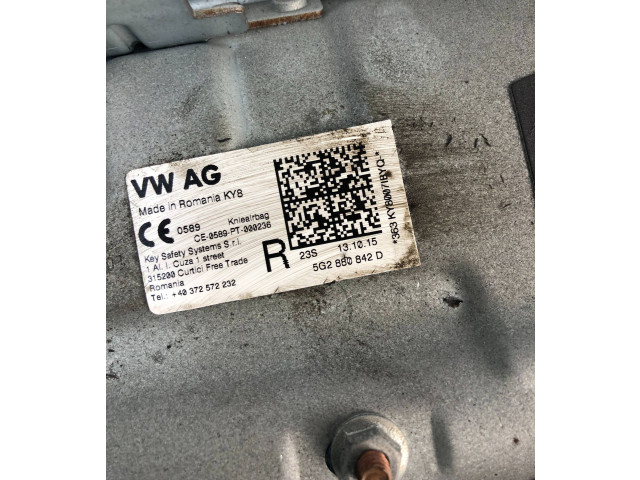 Подушка безопасности для колен 5G2880842D, 440372572232 Skoda Octavia Mk3 (5E)