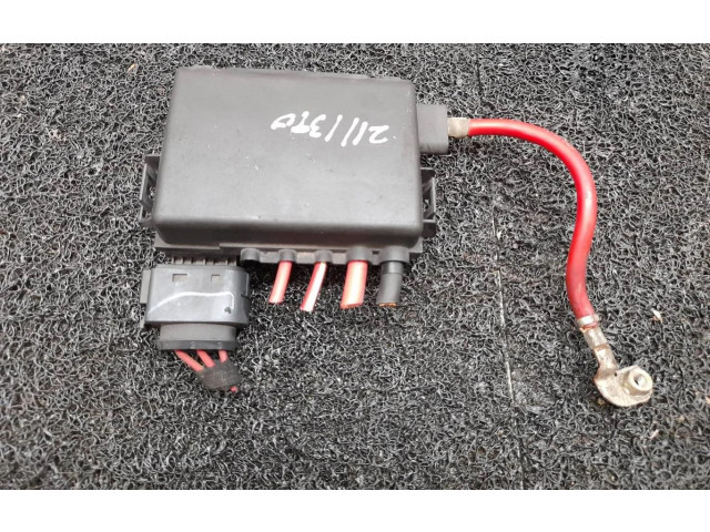 Блок предохранителей 1J0937550AC, 1J0937550AC Audi A3 S3 8L