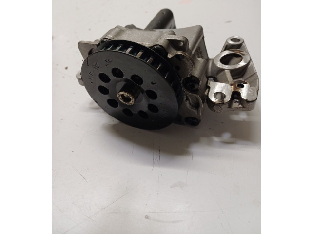 Поршень Масляный насос 05L115103F Volkswagen Golf VIII