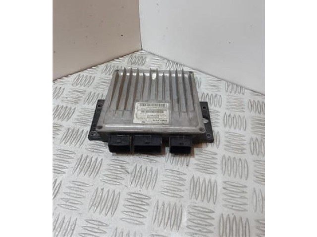 Блок управления 8200911568, 8200785530   Dacia Logan I