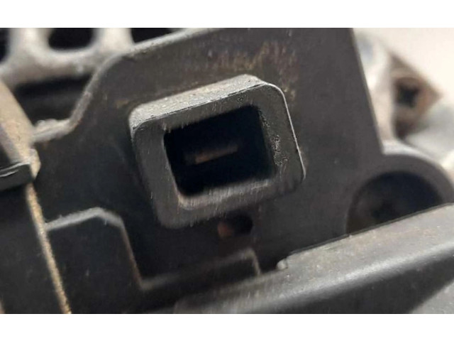 Генератор 0124525029   Volvo V70      