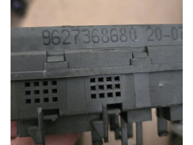 Блок предохранителей  9627368680   Peugeot 306    