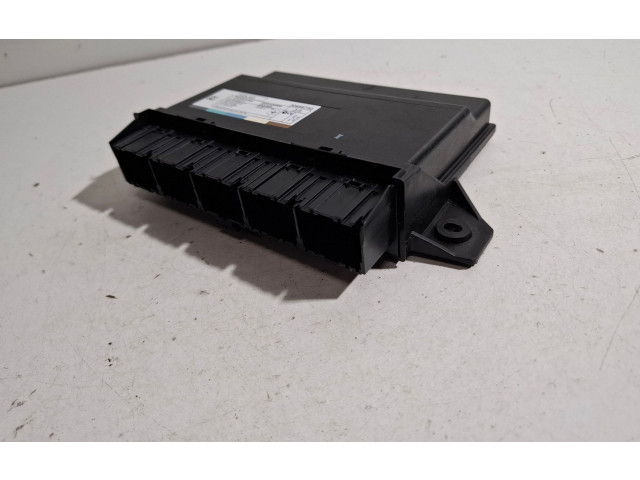 Моторчик заднего дворника 30659730    Volvo V60