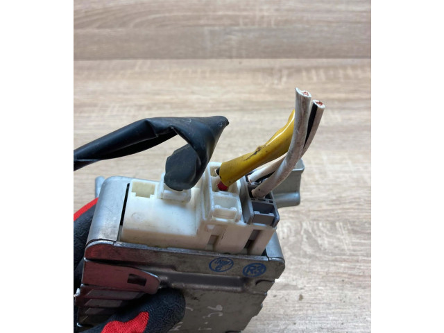 Блок управления коробкой передач 8965047092, 1129001091   Toyota Prius (XW20)