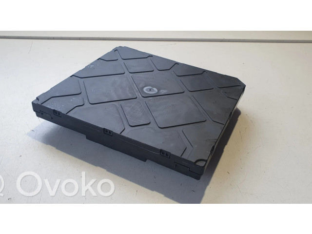 Блок комфорта    Audi TT TTS RS Mk3 8S   