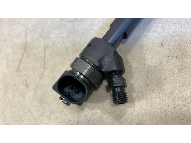 Vstřikovač A6280700387   Mercedes-Benz G W461 463  pro naftový motor 4.0  