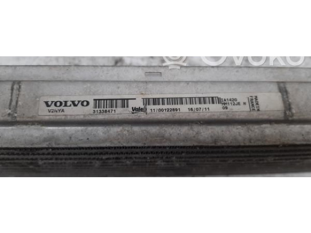 Интеркулер 33138471, 11700122891 Volvo S60