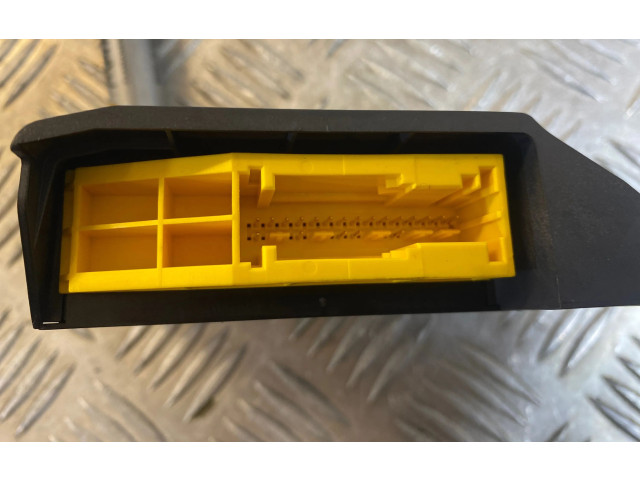 Блок управления надувных подушек 8200817787, 2840096300300 Dacia Logan I