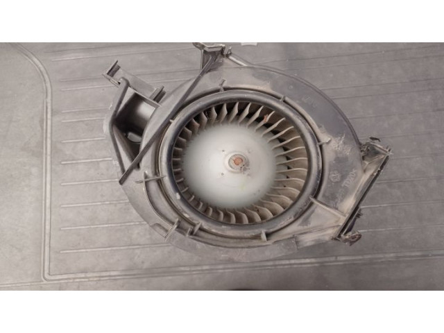 Вентилятор печки 2468105840 Audi A6 S6 C6 4F