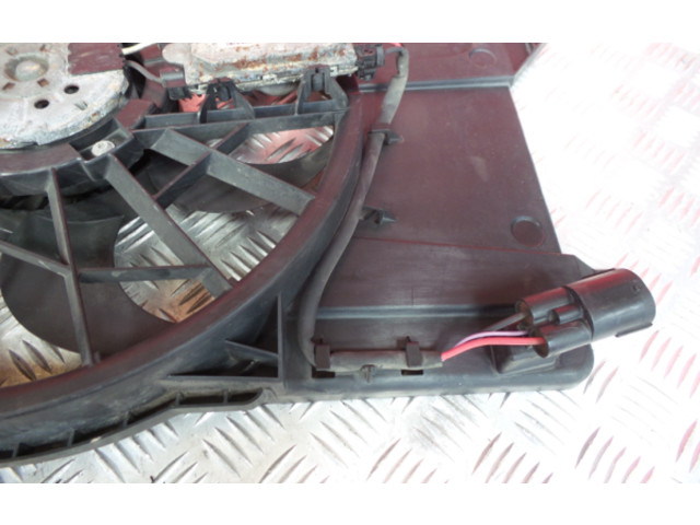 Поршень Электрический вентилятор радиаторов D 4204 T 3136613305, 0130307073 Volvo V50