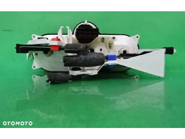 Блок управления климат-контролем MB947677 Mitsubishi Carisma