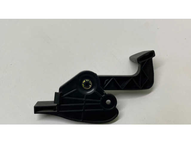 Ручка капота