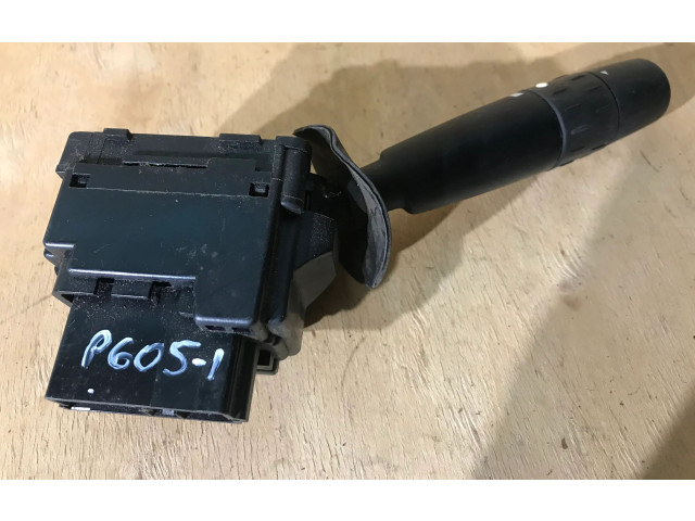 Ручка стеклоочистителей 9606378577, 33689501 Peugeot 605