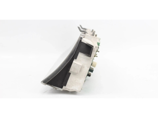 Přístrojová deska Toyota Starlet (P70) III 1985 8301010610, 2573001740