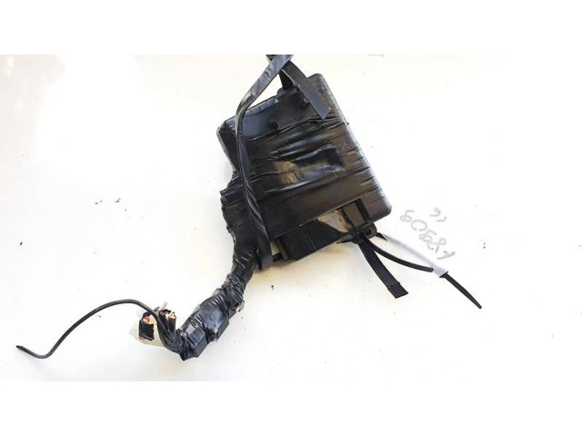 Блок управления Mitsubishi Grandis