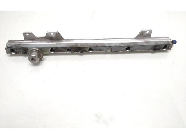 Топливная рампа 9202710, 1212146 Volvo XC70 для двигателя B 5244 T3