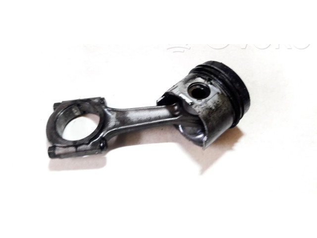 Поршень с шатуном Citroen Berlingo для дизельного двигателя 1.9