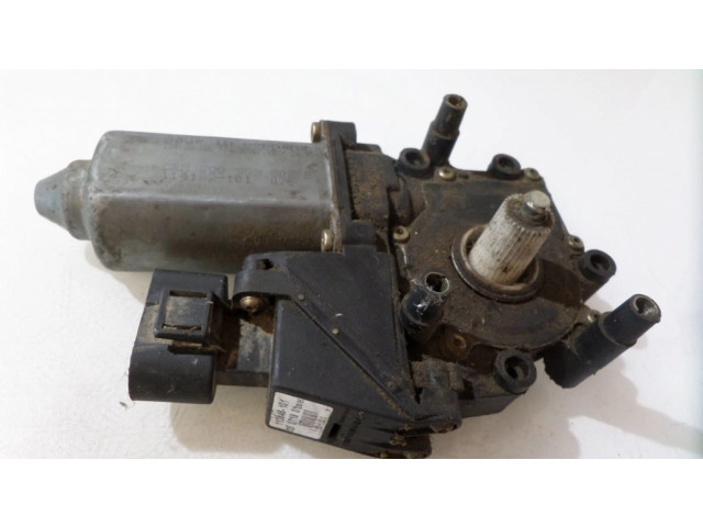 Передний двигатель механизма для подъема окон