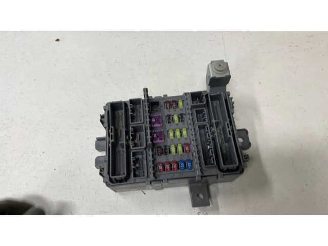 Блок предохранителей TL0G810 Honda Accord