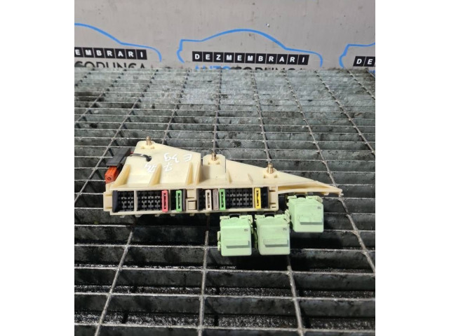 Блок предохранителей         Alpine B10 E39 