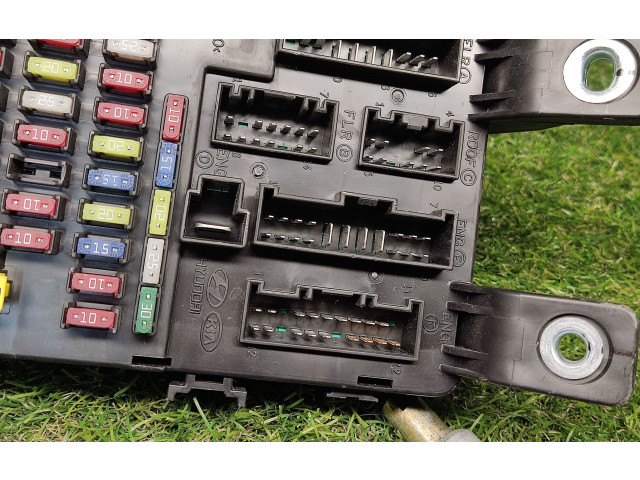 Zpětné zrcátko KIA Rio 2007 919501G010