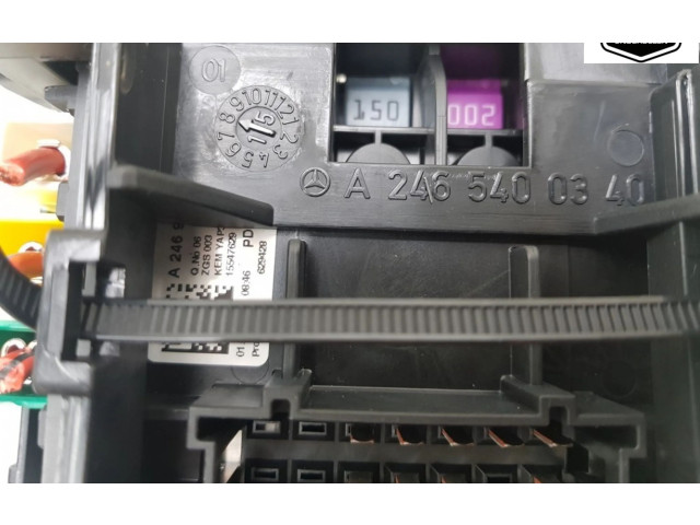 Блок предохранителей  A2465400340, A2465400140   Mercedes-Benz A W176    