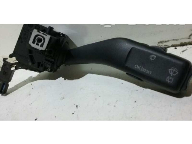 Ручка стеклоочистителей 1K0953519A, 01203506 Audi A3 S3 8L