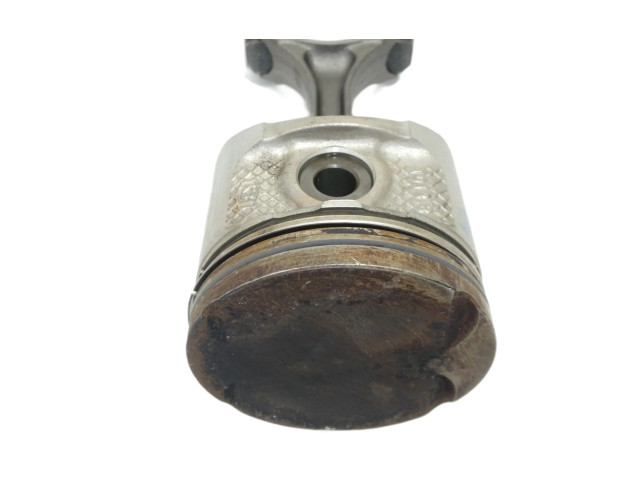  Поршень K4JG7   Renault Clio III  