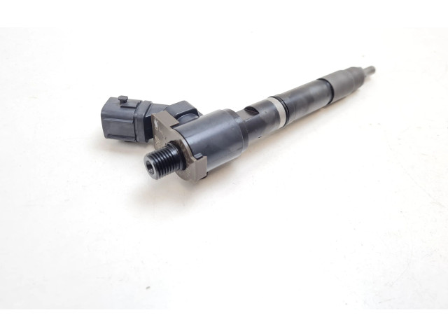 Форсунка 31336769    Volvo XC90  D4204T23 