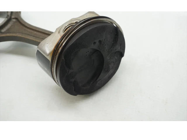 Поршень с шатуном 1UR-FSE Lexus LS 460 - 600H