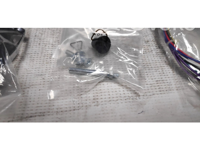 Дисплей Mitsubishi L200