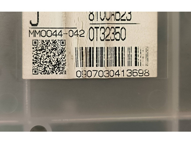 Přístrojová deska Mitsubishi Pajero 2008 8100A623, 0T32350