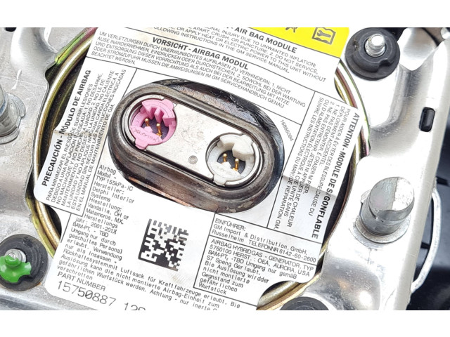 Подушка безопасности водителя 15750887, 168660   Chevrolet TrailBlazer