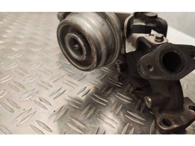 Turbodmychadlo Турбина 36002664, 54399700091   Volvo V60   D5244t15