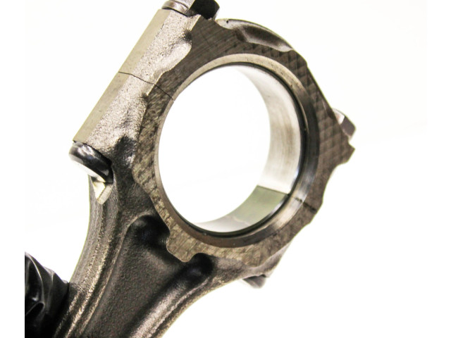 Píst 69012E24B Opel Astra J