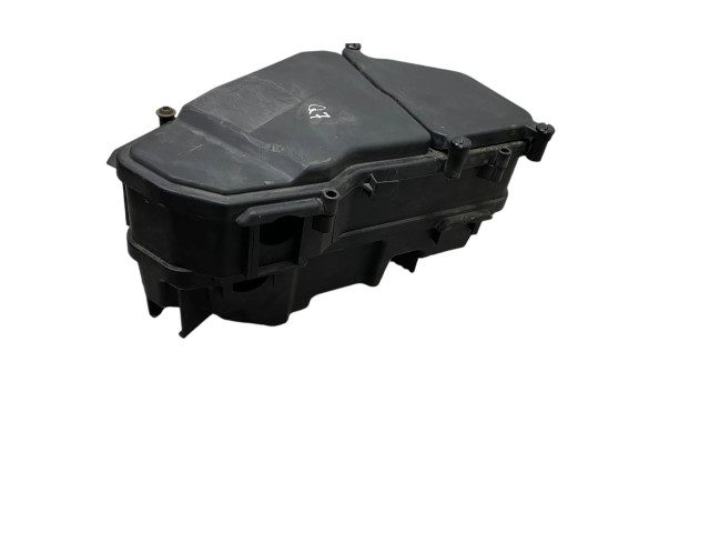 Pojistková skříňka 7L0937615B Audi Q7 4L 2007