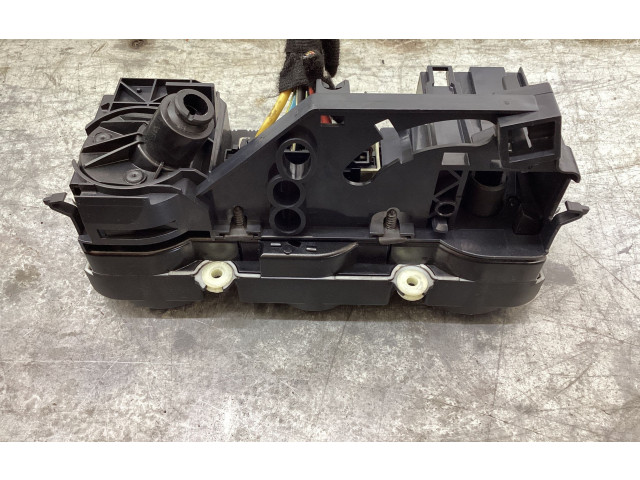 Блок управления климат-контролем Volkswagen Caddy