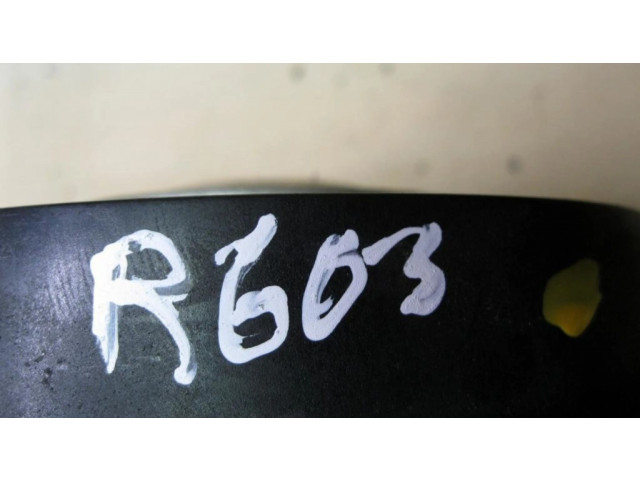 Громкоговоритель (громкоговорители) высокой частоты в передних дверях