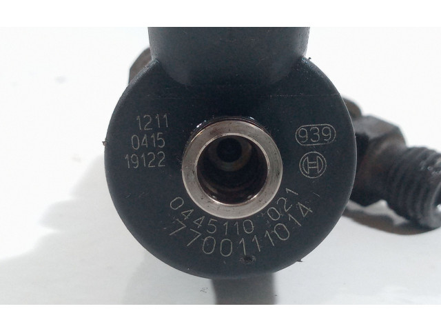 Форсунка 7700111014 Mitsubishi Carisma F9Q2