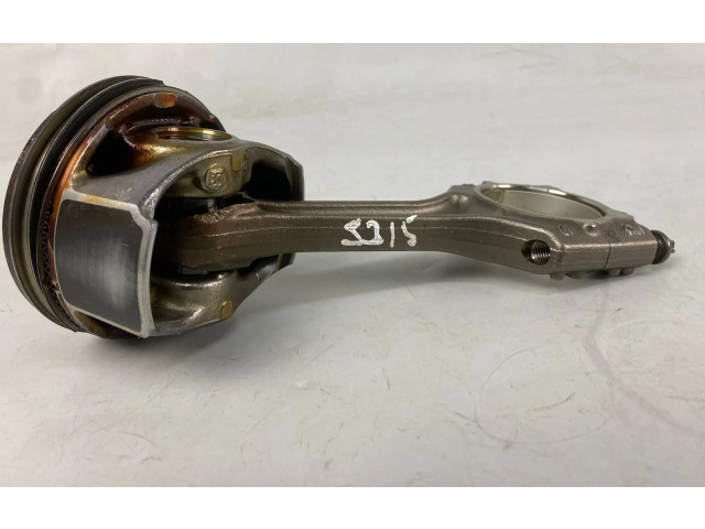  Поршень с шатуном DNUE 02606LJ1, 4202606LJ1  Audi A3 S3 8V  