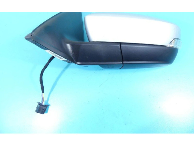 Зеркало электрическое Skoda Fabia Mk3 (NJ) 2015 - 2021 года