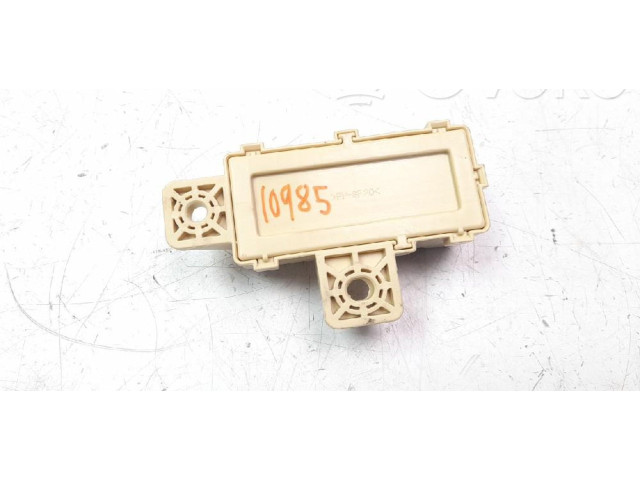 Блок предохранителей 91940J7010 KIA Xceed