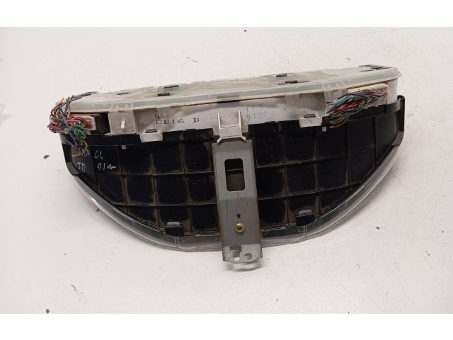 Přístrojová deska Mazda Premacy 2001 CB16B