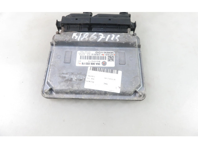 Блок управления двигателя 5WP40451, 06A906033FB Skoda Octavia Mk2 (1Z)