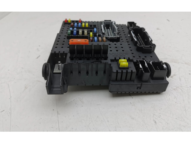 Блок предохранителей 30728512, 05W242   Volvo XC90    