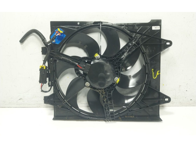 Вентилятор радиатора 52092165 Fiat 500X