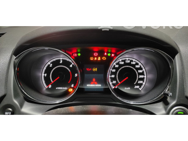 Панель приборов 8100C625, 0T34300 Mitsubishi ASX