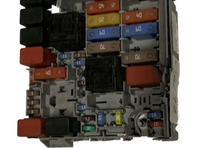   Pojistková skříňka 51827977, 51827977   Fiat Punto (199) 2011