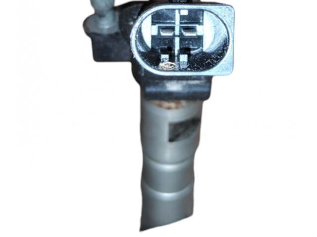 Vstřikovač 057130277AM Audi Q7 4L CCFC, CCFA